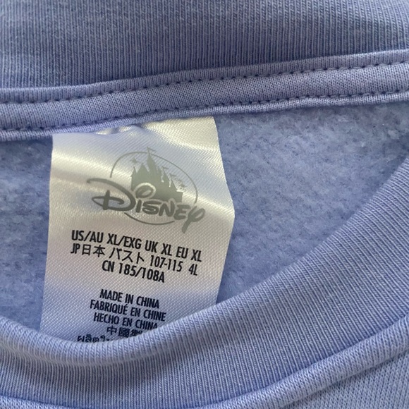 Walt Disney World Daisy Sweatshirt Size XL - Picture 3 of 5
